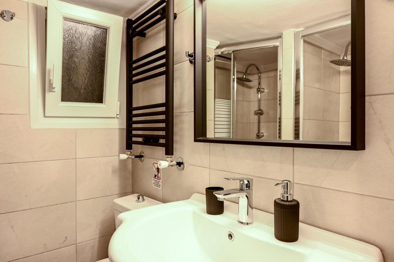 Thessaloniki Center Deluxe Apartment Buitenkant foto