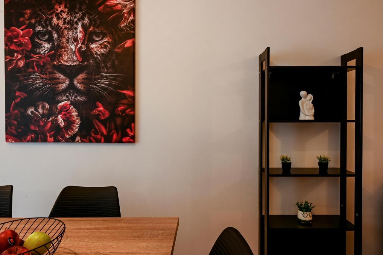 Thessaloniki Center Deluxe Apartment Buitenkant foto