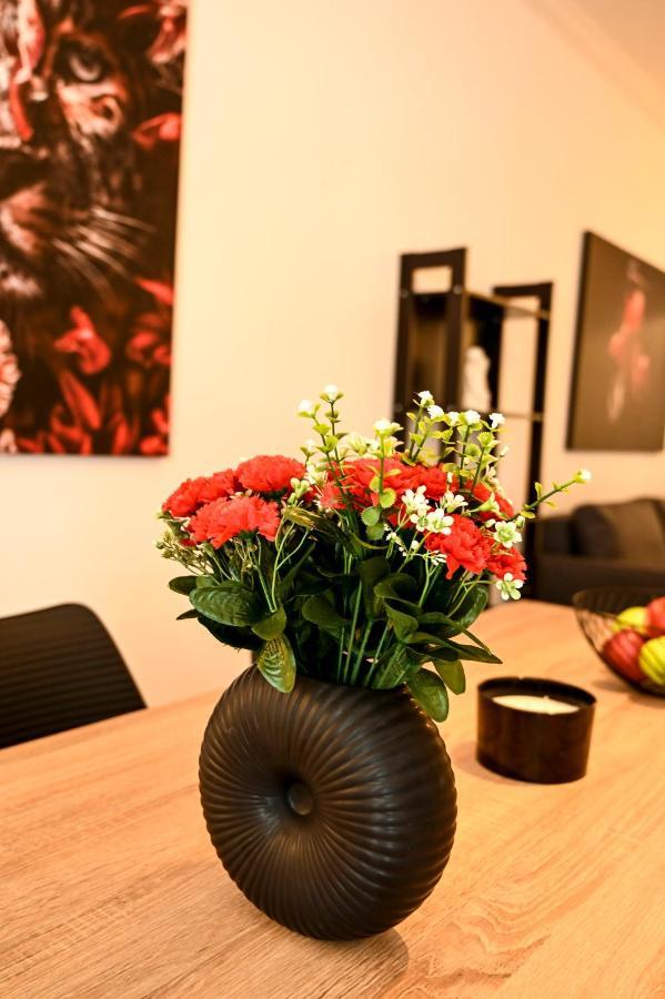 Thessaloniki Center Deluxe Apartment Buitenkant foto